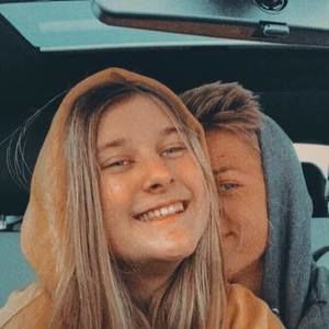 Meet your Posher, Addison